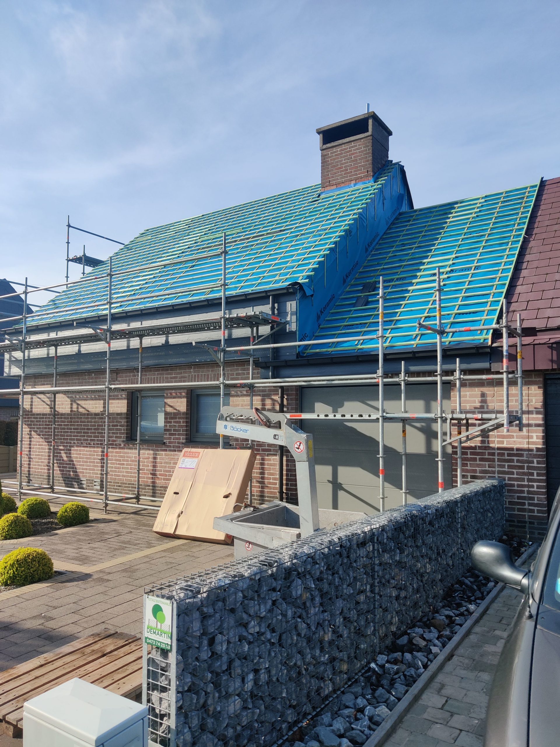 Totaalrenovatie van het dak te Welle. gallery image 2